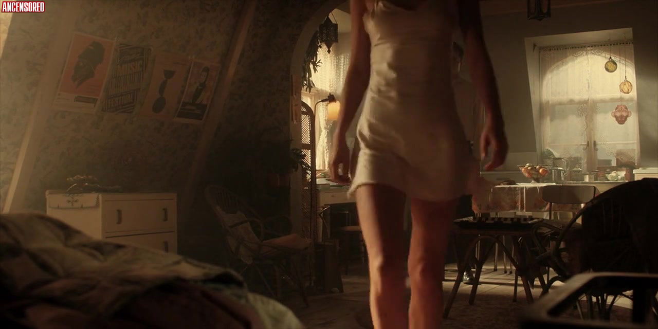 emma corrin – pennyworth