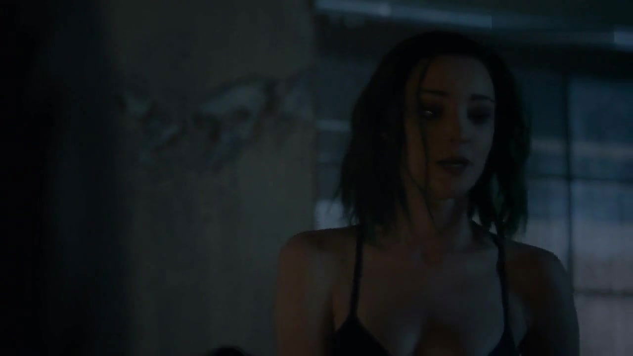 Emma Dumont – the gifted
