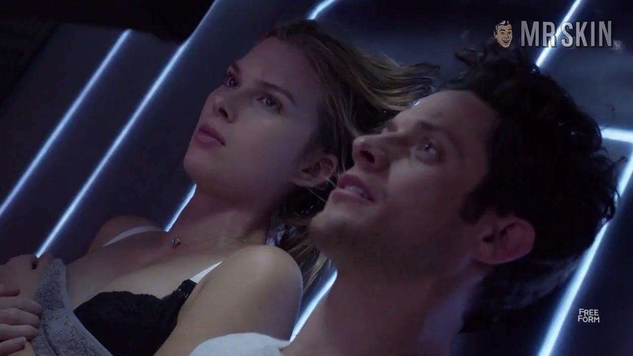 Emma Ishta – Stitchers