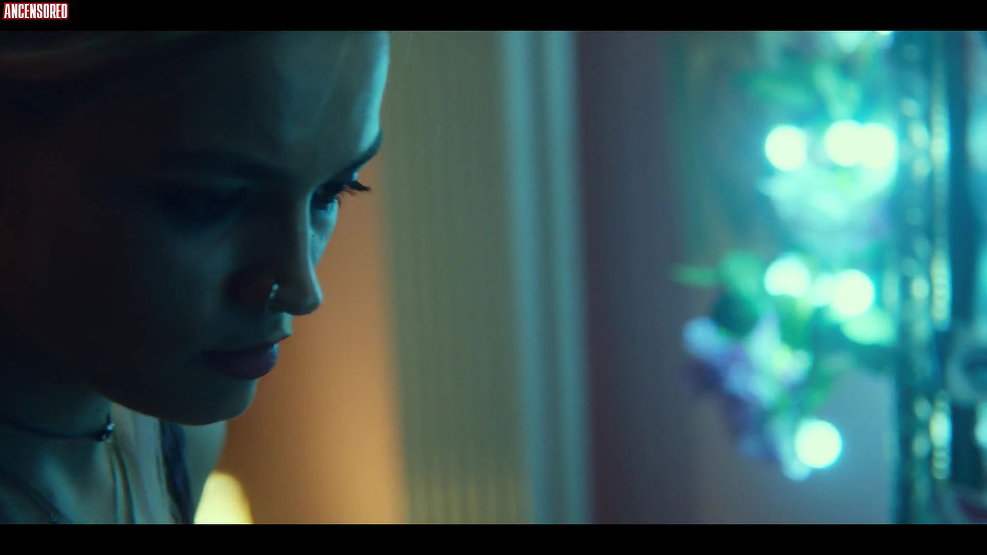 emma mackey – sex education