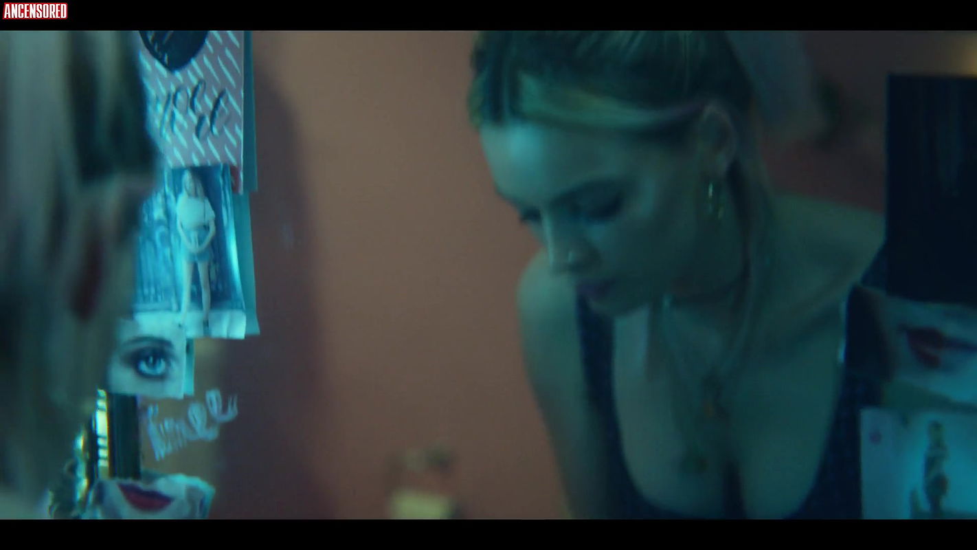 emma mackey – sex education