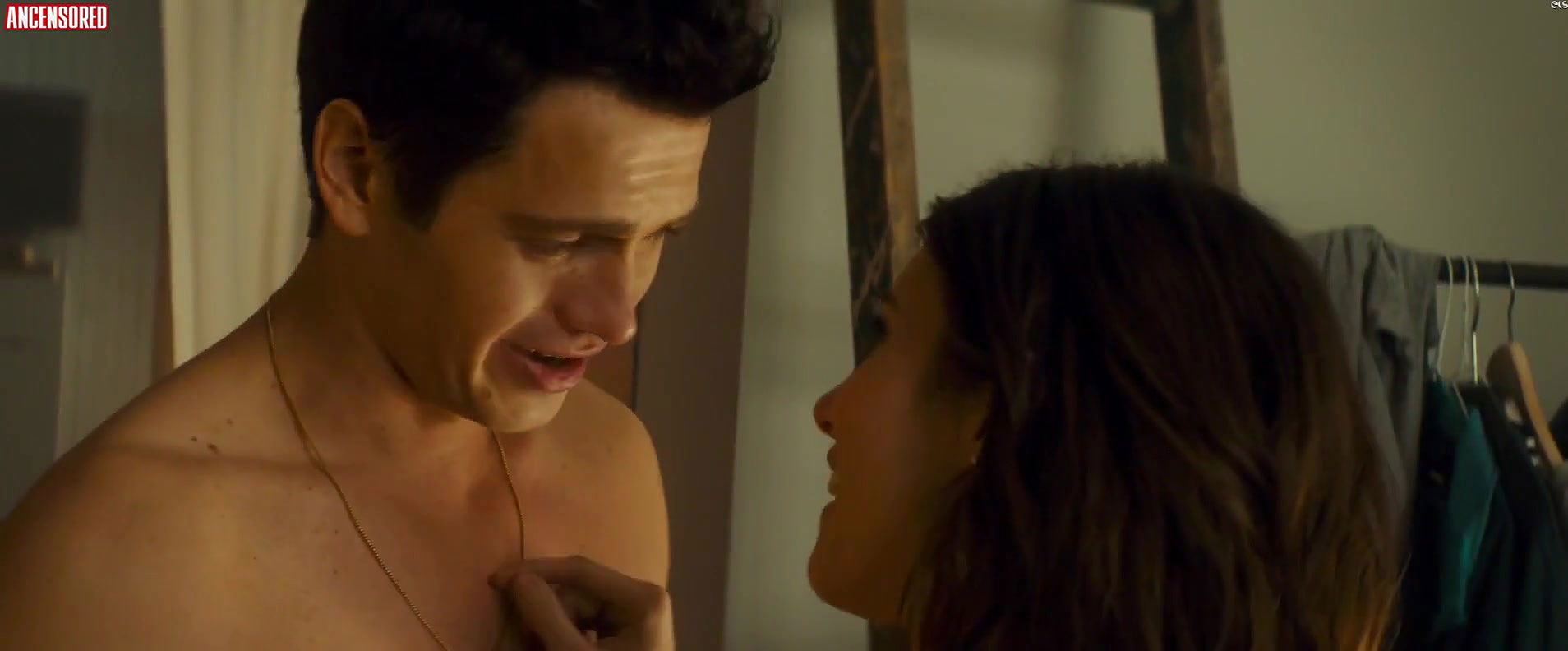 Emma Roberts – little italy