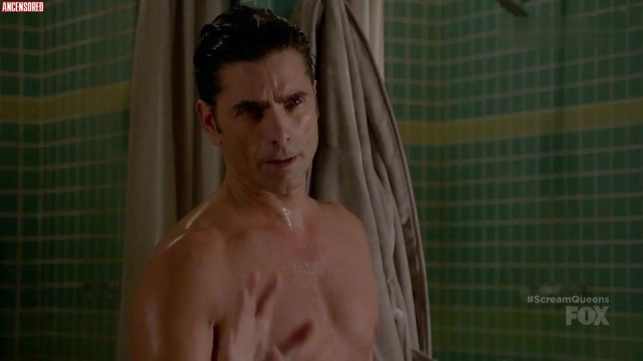 Emma Roberts – Scream Queens