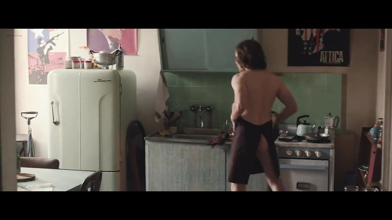 Emma Watson – Colonia