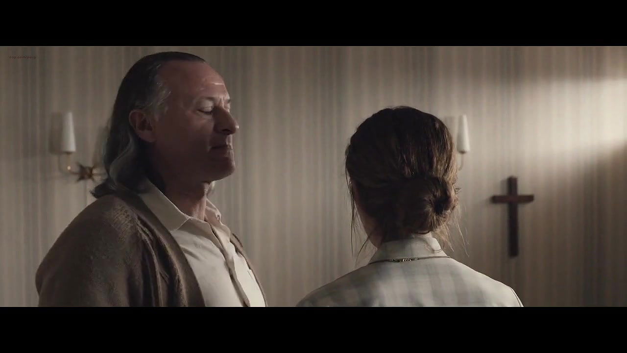 Emma Watson – Colonia