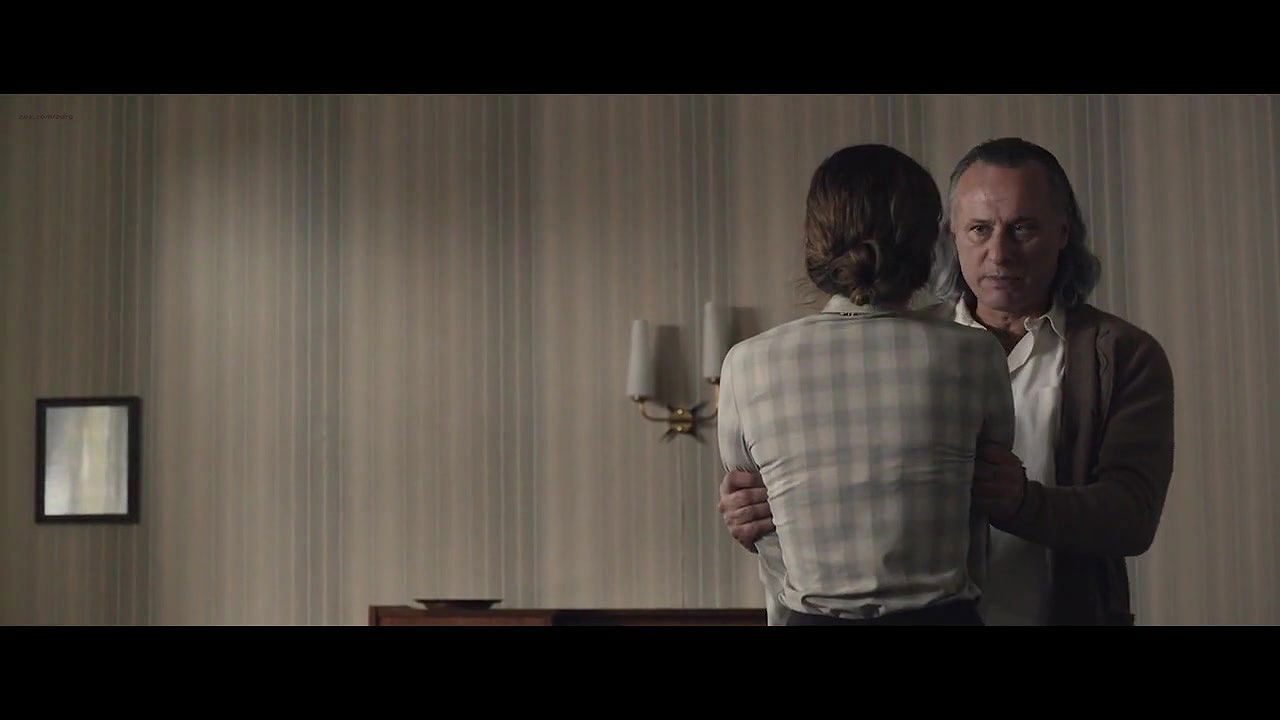 Emma Watson – Colonia