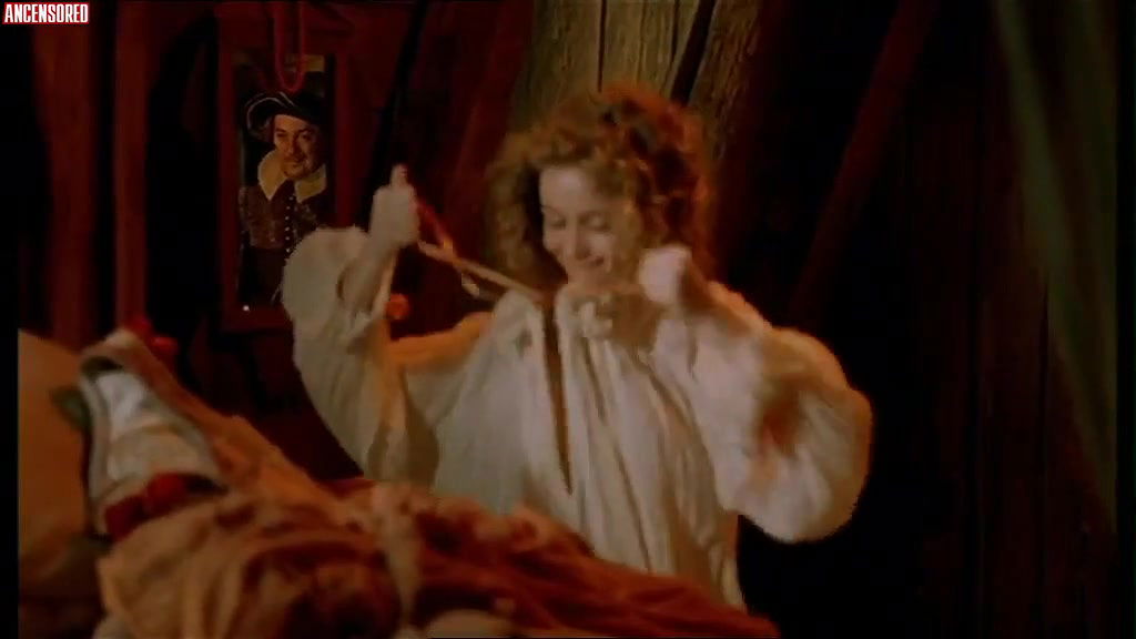 Emmanuelle B – Il Viaggio di Capitan Fracassa