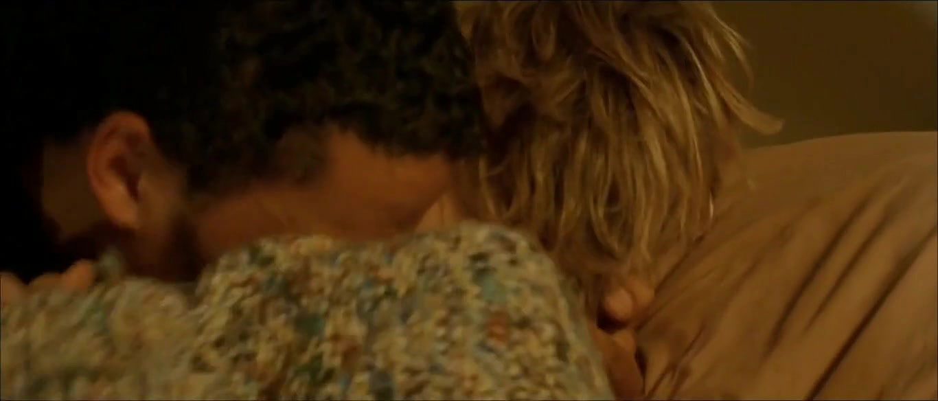 Emmanuelle B – The Witnesses