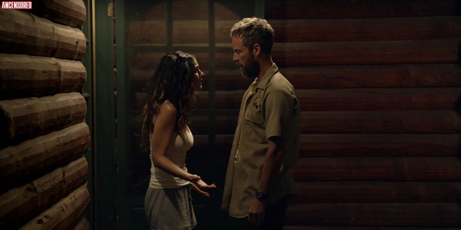 Emmanuelle Chriqui – hospitality