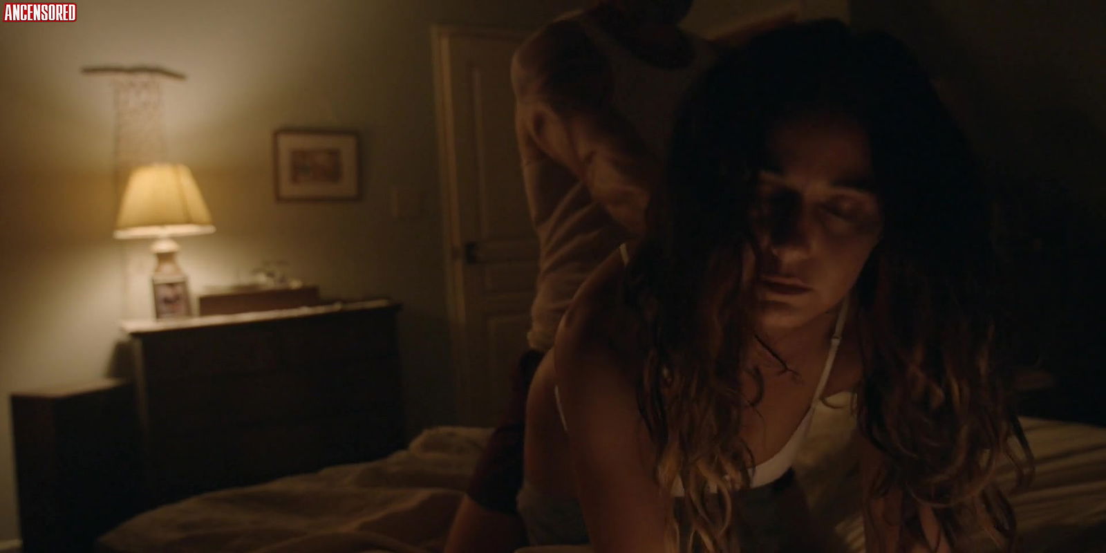 Emmanuelle Chriqui – hospitality