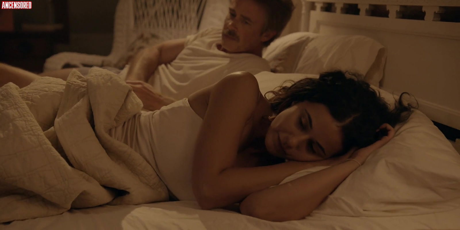 Emmanuelle Chriqui – hospitality