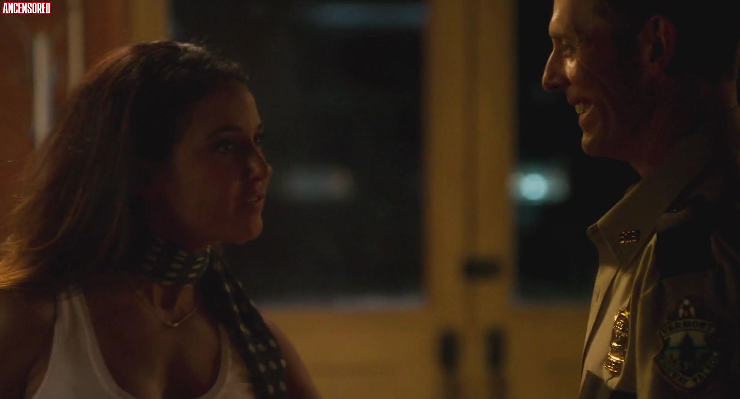 Emmanuelle Chriqui – super troopers 2