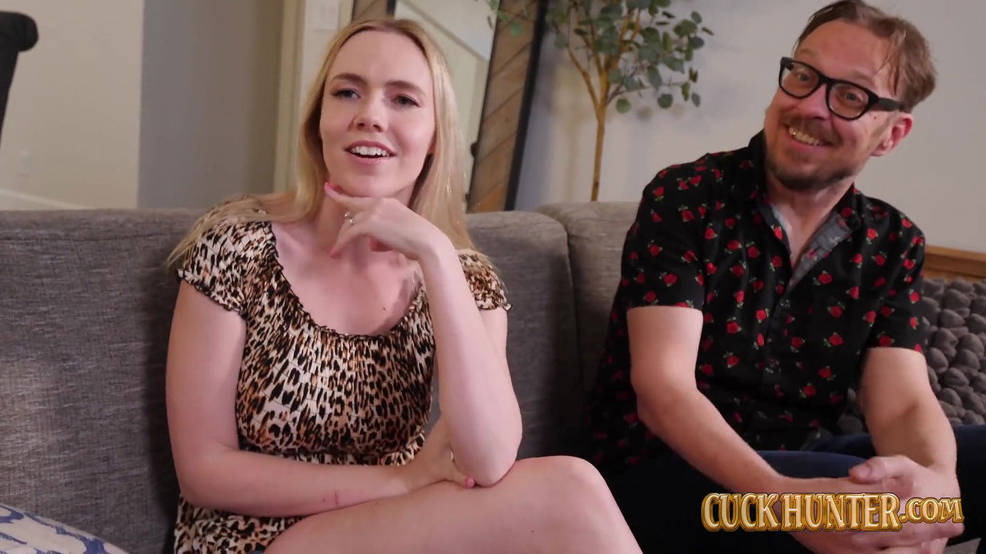 Busty housewife Rebel Rhyder gets big dick cuckold creampie