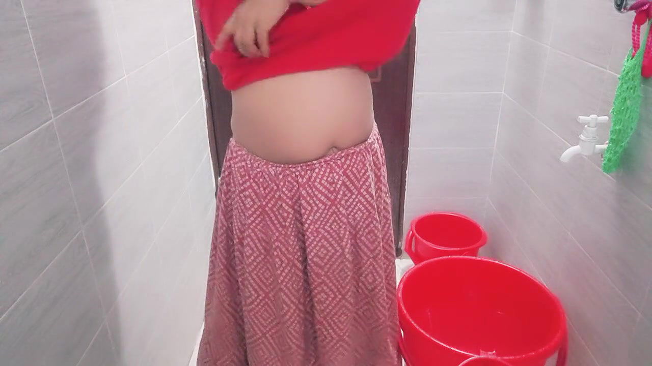 Naughty Girl Goes to Bathroom and Fingering with Toy