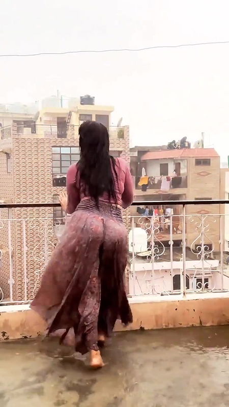 Hot ass desi girl shorts