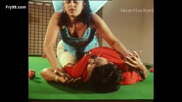 Madnika Hot Smooch – Movies