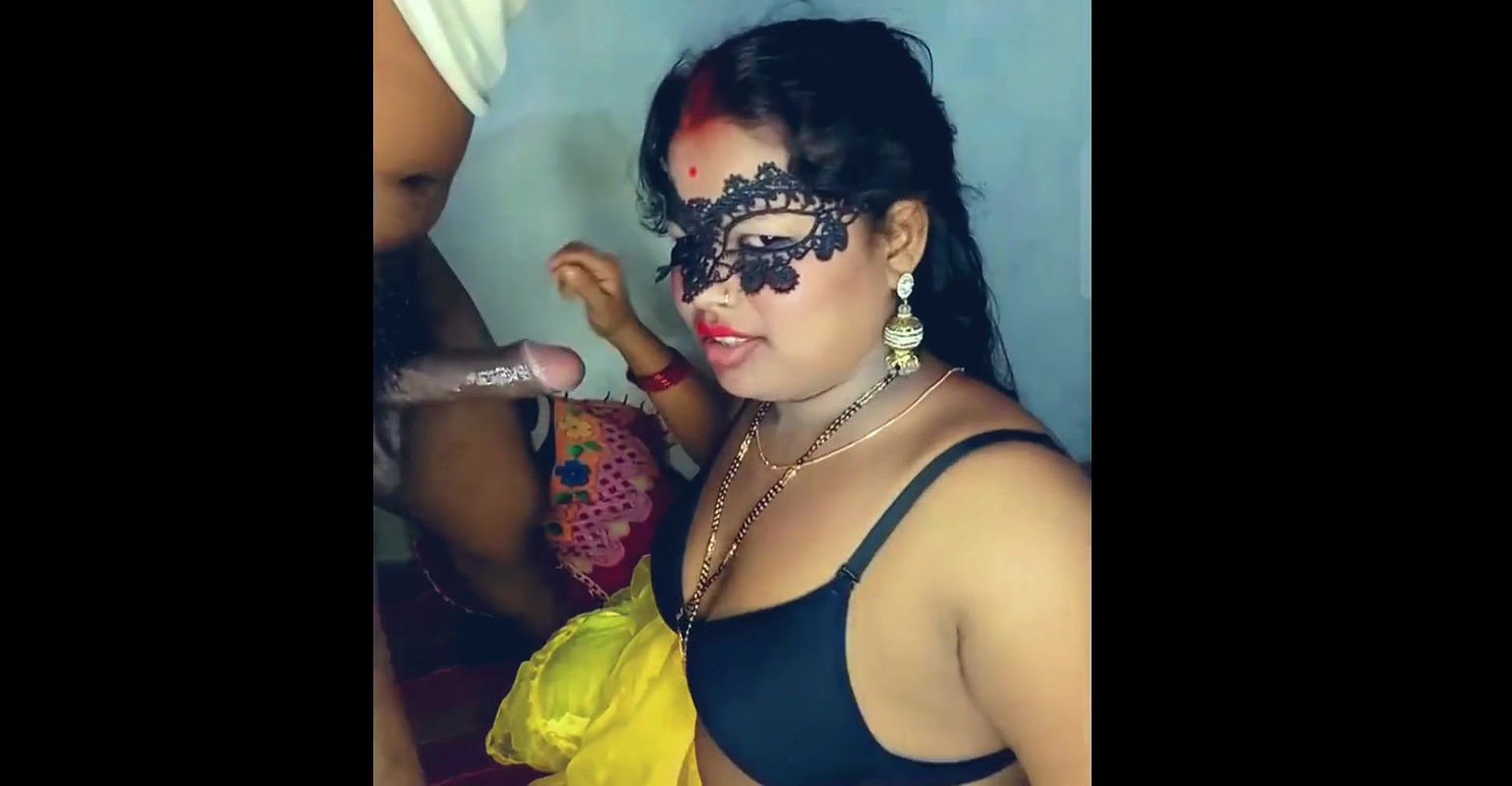 Bhabhi ne meri lund chus chus kar khus kar di