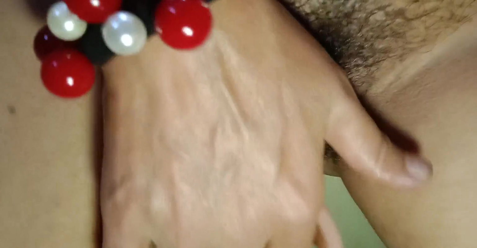 Deshi indian bhabhi for play her pussy with sed toy tiny pussy,noobs,for play with sed toy