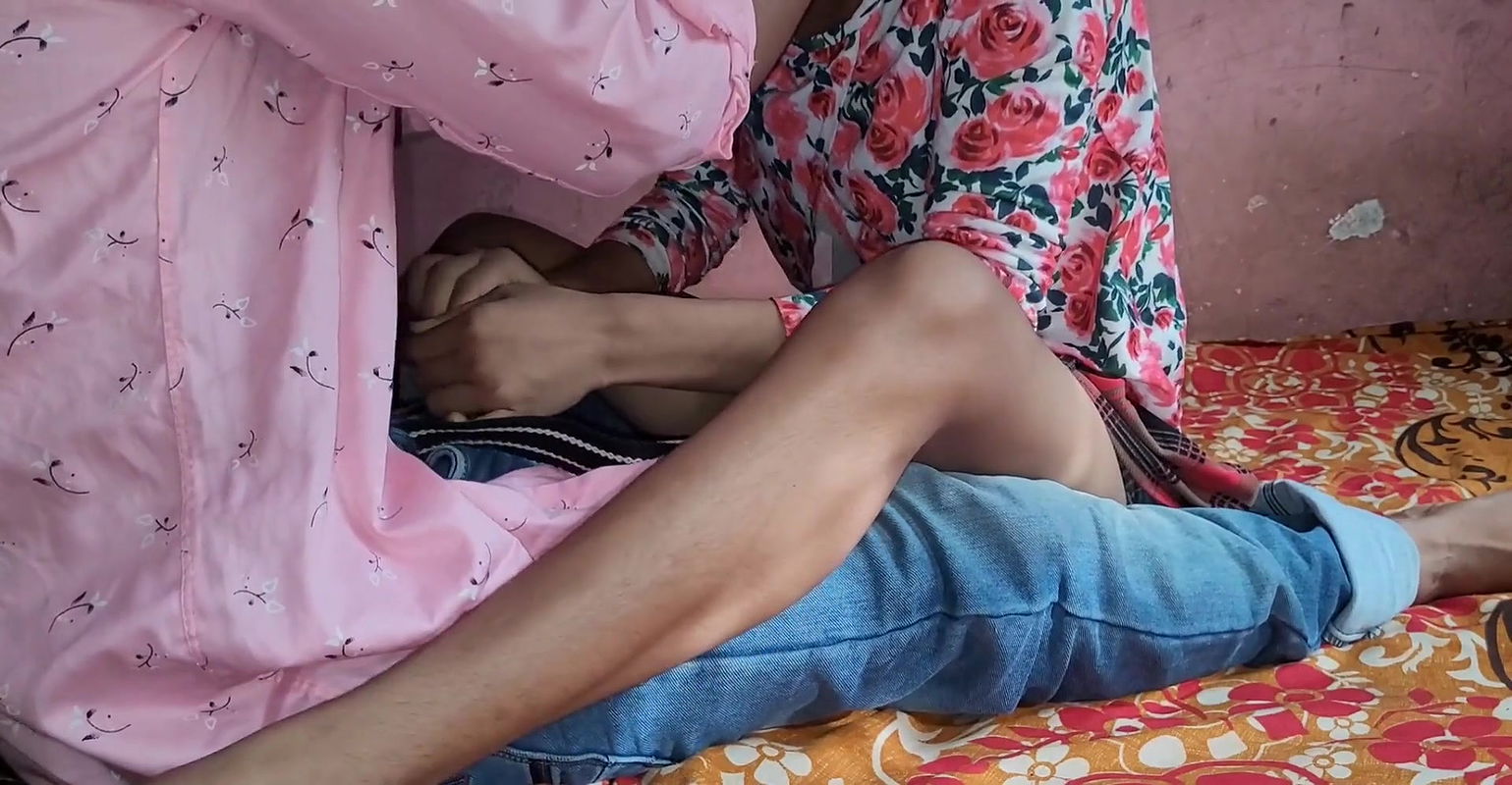 desi bhabhi ne kamal kapade phana hai aaj to chodunga