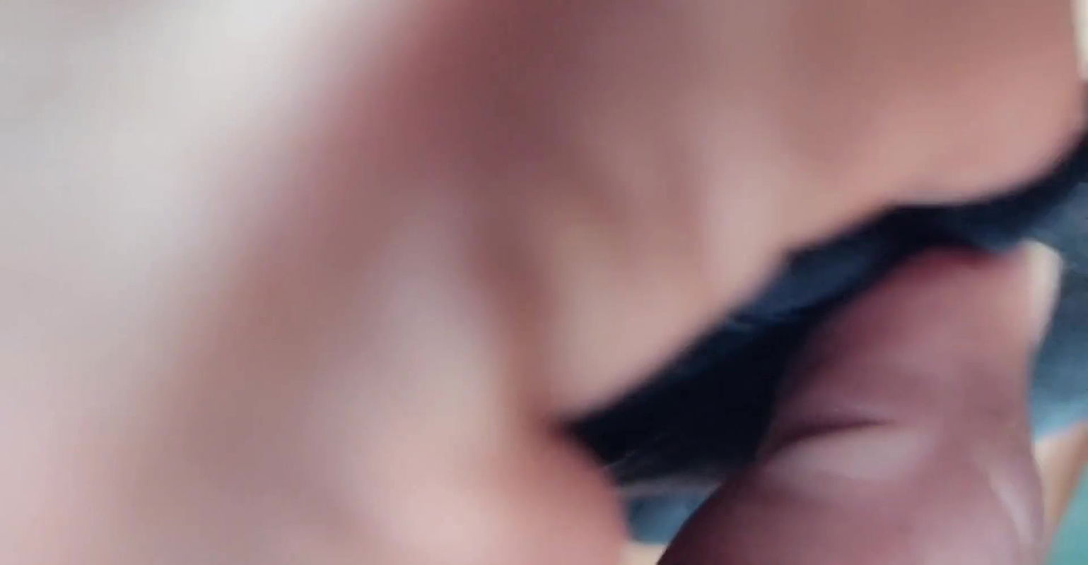 Indian Farmer’s Wife Working In Field Showing Big Ass And Giving Hard Painful Sex Hindi