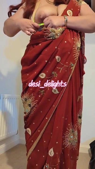 BUSTY DESI INDIAN BHABHI  PICS CLIPS COLLECTION