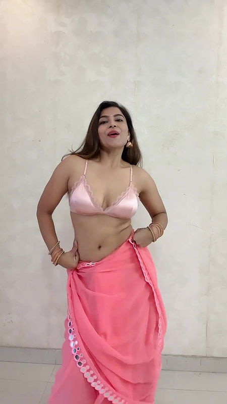 Tanya chaudhari insta reel