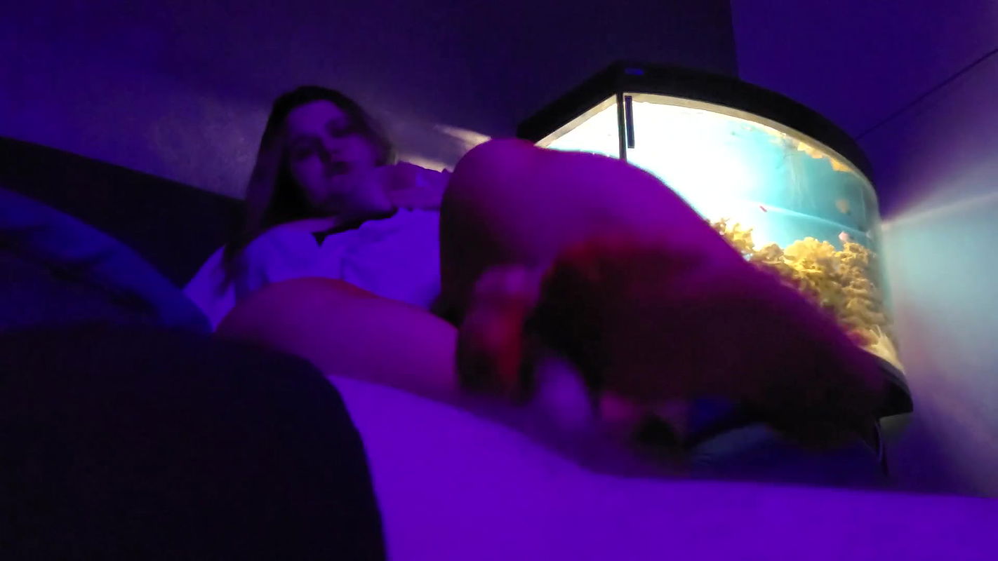 A neon footjob from a hottie in red pantyhose