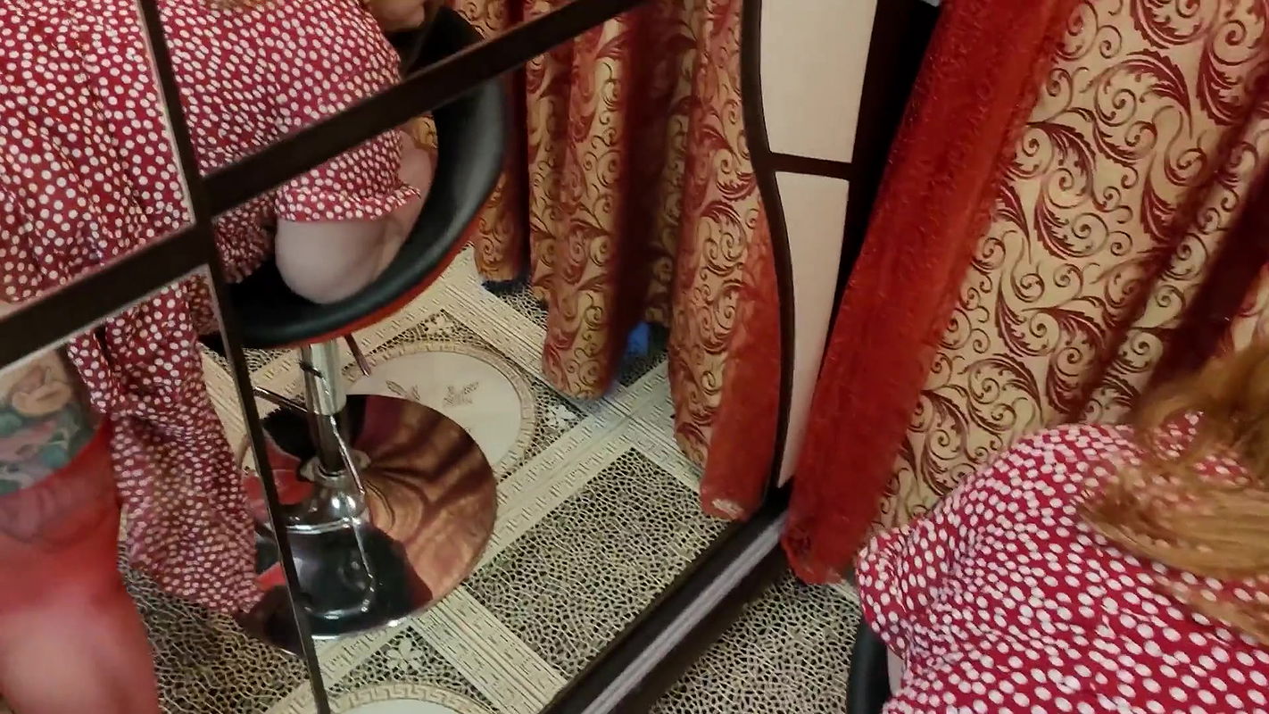 Hot chubby redheadbig boobs girl fucks at the bar