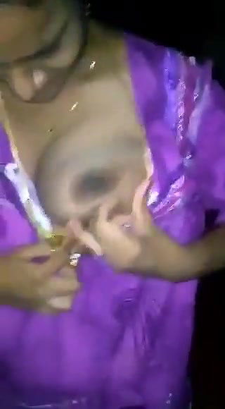 Cheater bhabhi quickly giving to devar