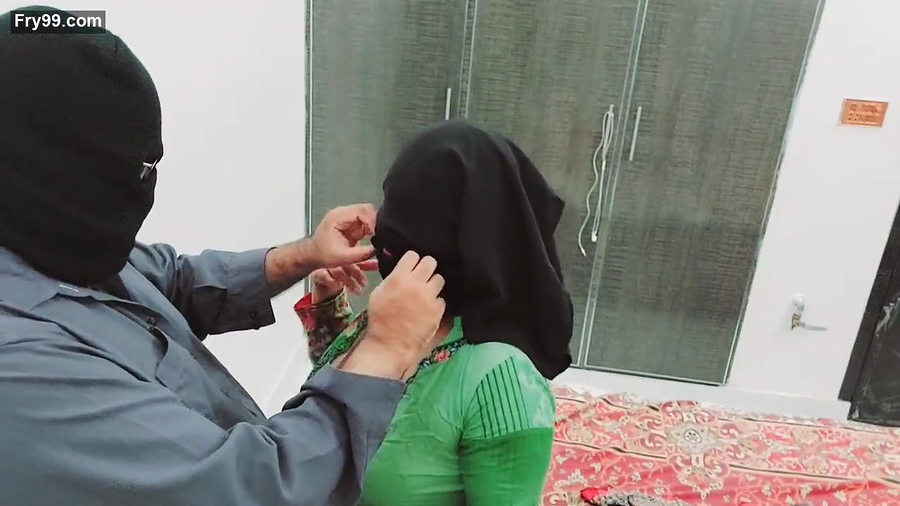 Pakistani Teen Girl Fucked By Step Brother Rough Sex With Clear Hindi Audio