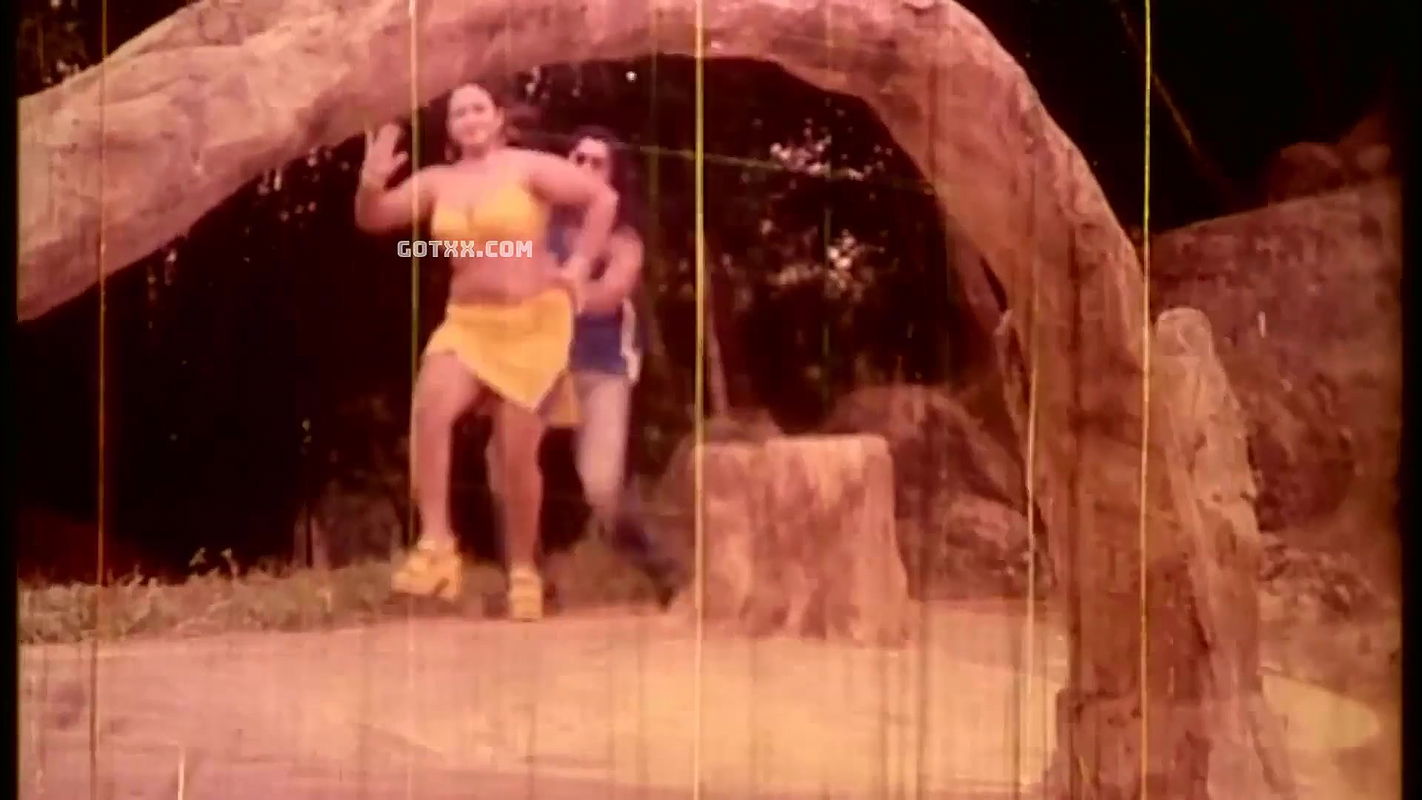 amar matir gache lau dhoreche by sagor and nila