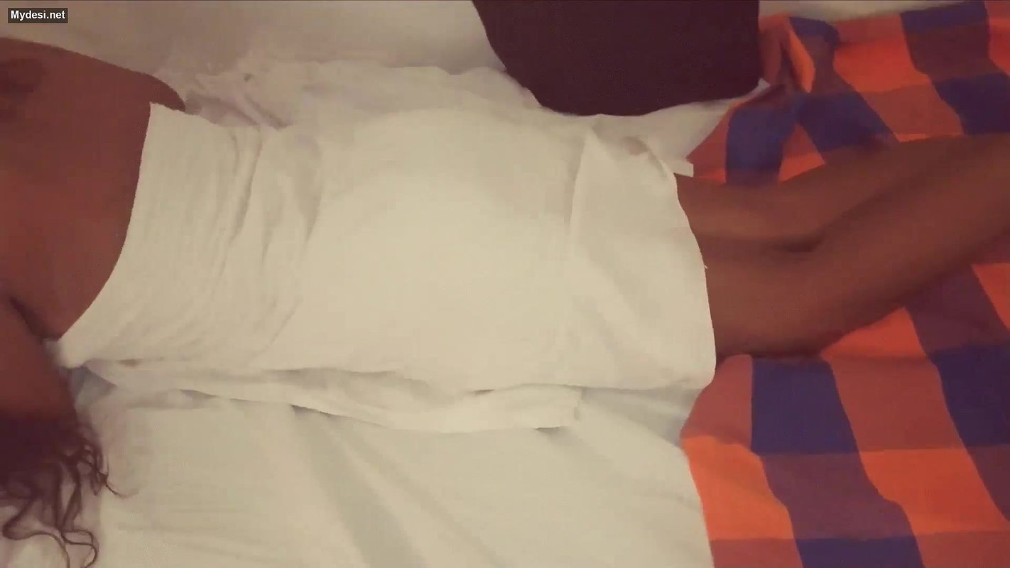 srilankan wife pussy fucked