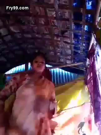 Village Bhabi Showing