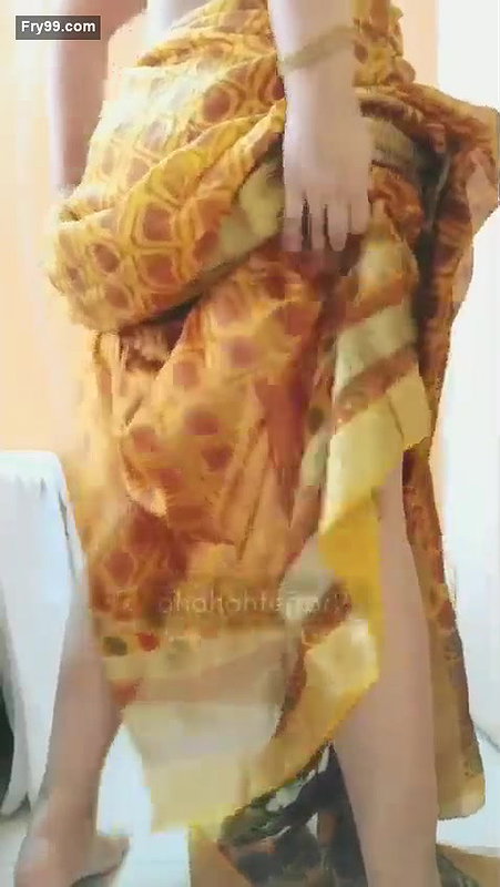 Horny Tamil Wife Fingering