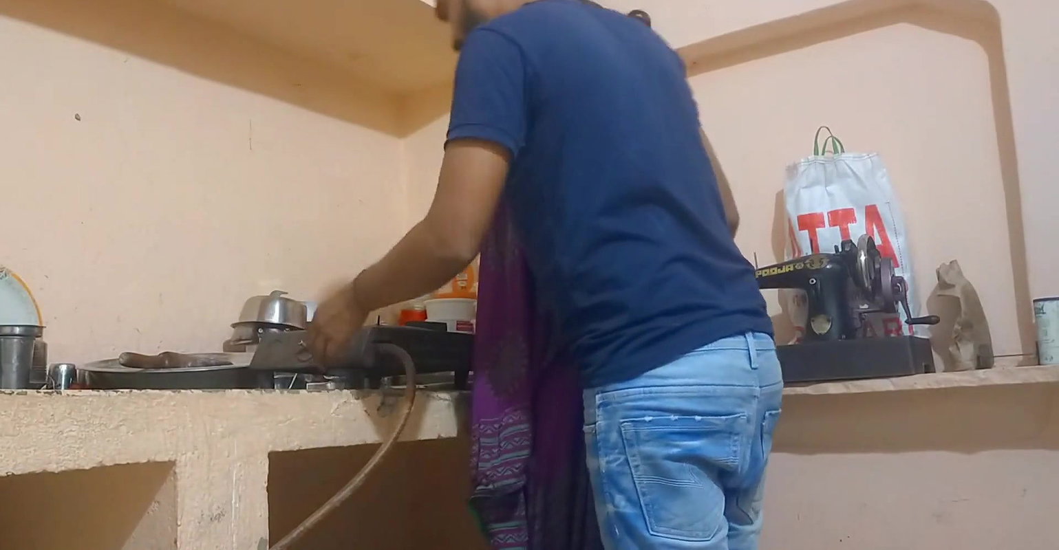 Indian bhabhi ji doing amazing cooking