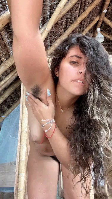 HAIRY INDIAN BABE  SELFSHOT NUDE