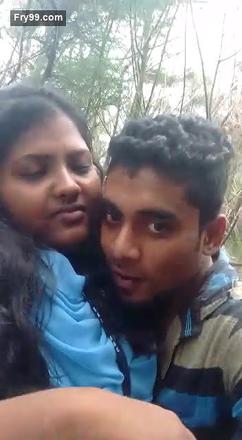 Desi lover smooching