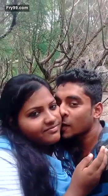 Desi lover smooching