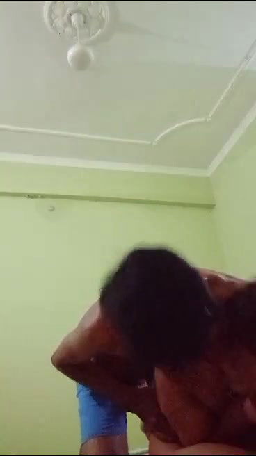 Young lover trying to do in doggystyle