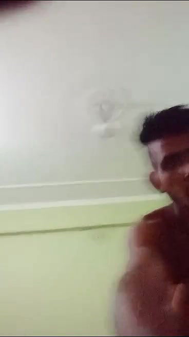 Young lover trying to do in doggystyle