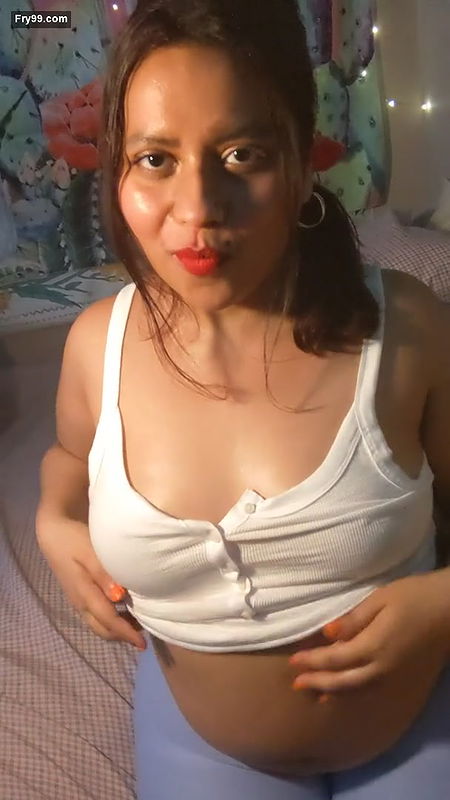 Sexy Wife Showing Boobs On Cam