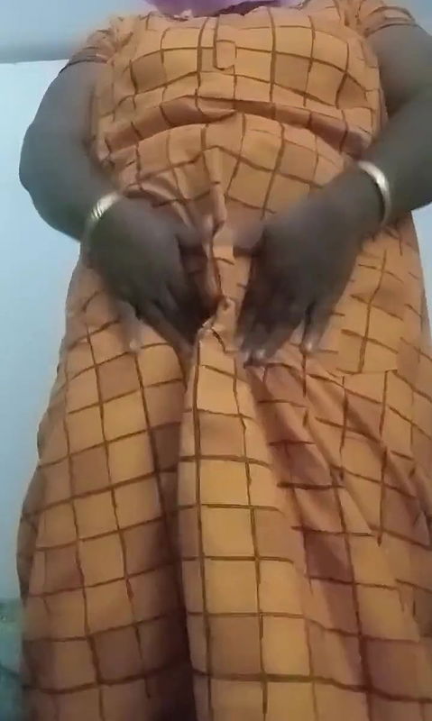 Indian Lady Bedroom Dress Performance Videos.
