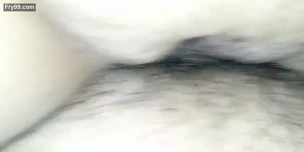 Sexy Indian Housewife Fucks In Saree.