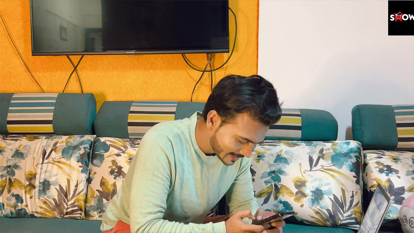 Nachaniya ShowX Web-Dl