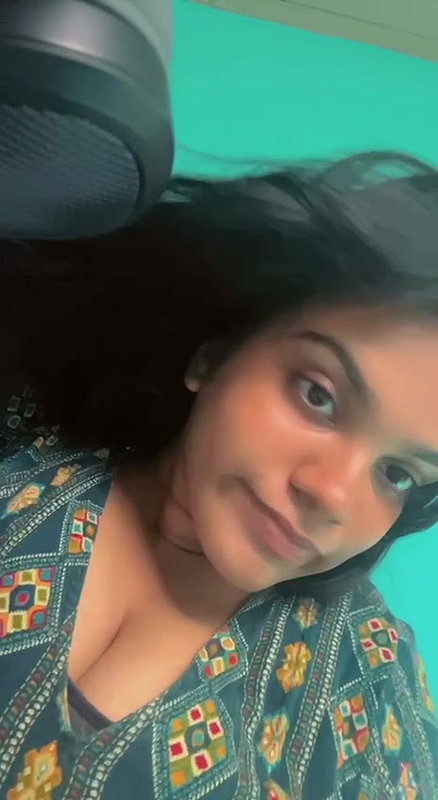 Sexy Indian Horny Gf Showing 24