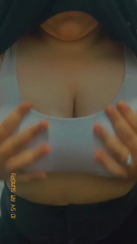 Bigass Horny Chubby Tanker Gf Showing & Fingering Updates80