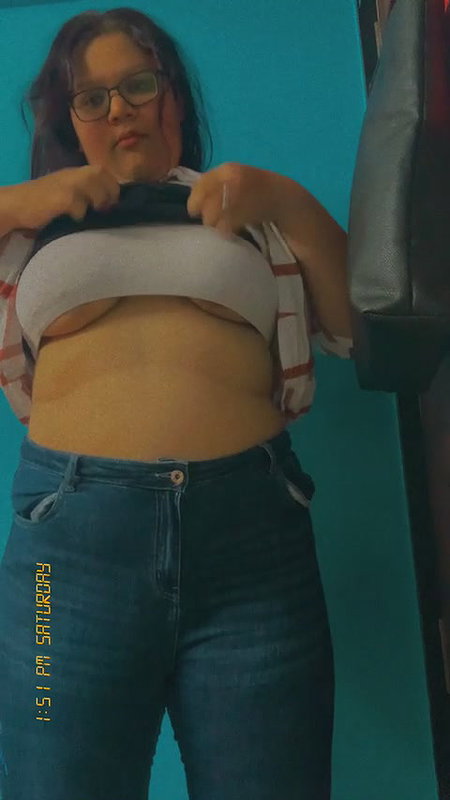 Bigass Horny Chubby Tanker Gf Showing & Fingering Updates2