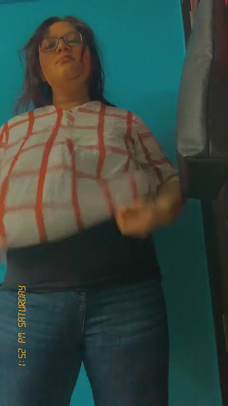 Bigass Horny Chubby Tanker Gf Showing & Fingering Updates2