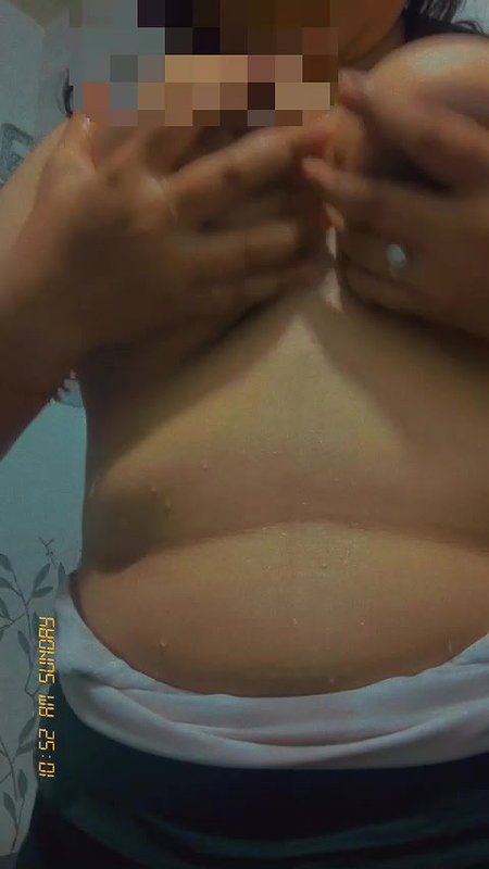 Bigass Horny Chubby Tanker Gf Showing & Fingering Updates71