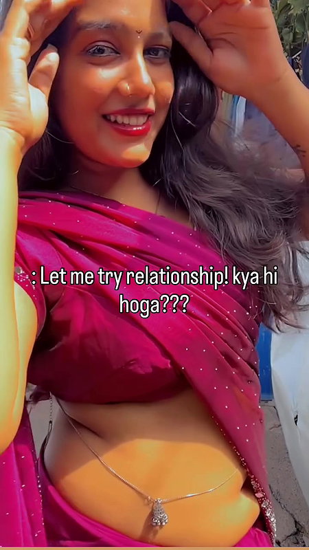 sexy fleshy lady deep navel in pink saree 22